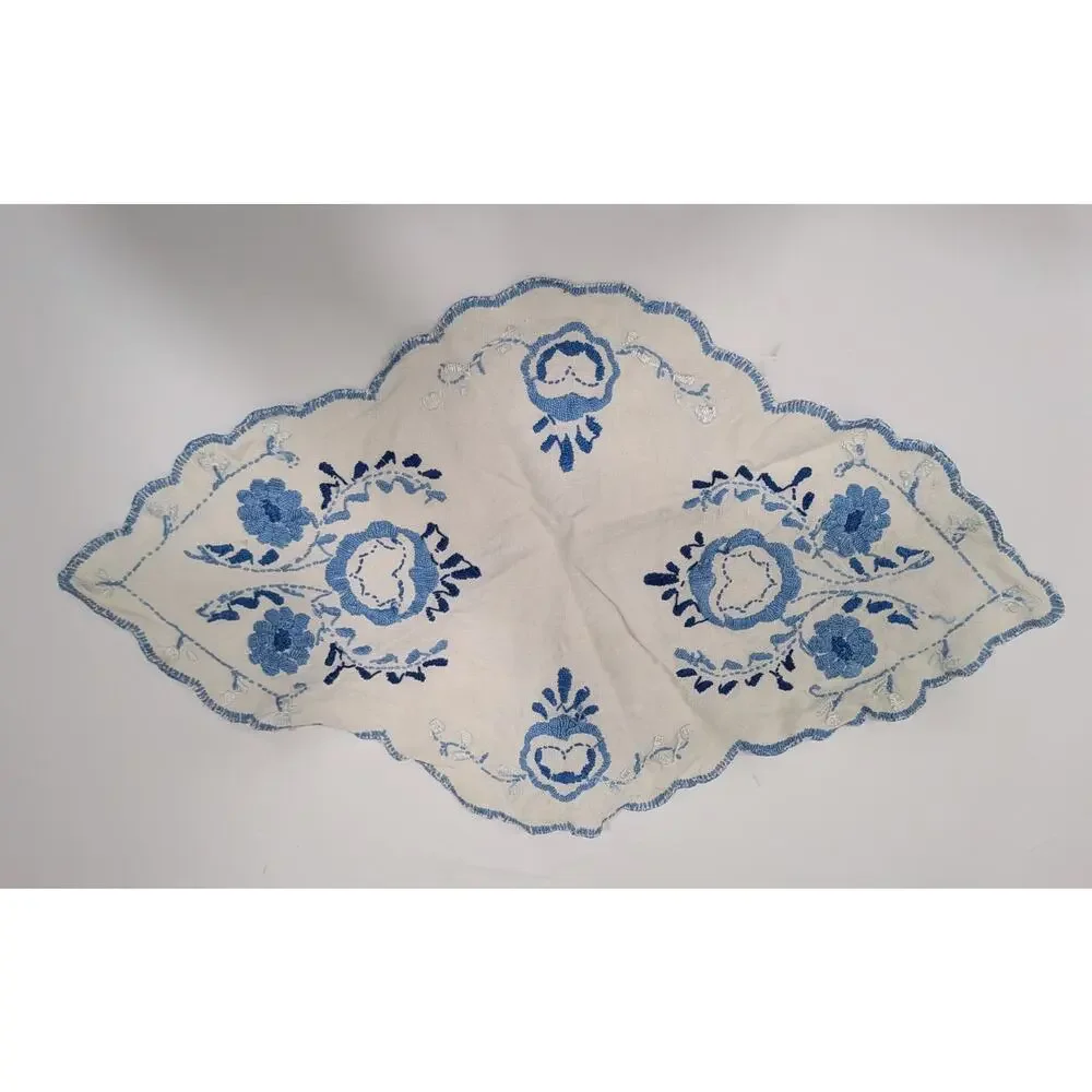 Vintage Blue Embroidered Linen Runner Scalloped Edge Table Topper Oval 20